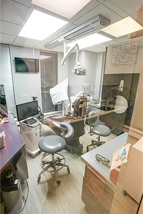 Modern dental treatment room